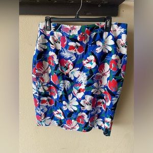 JCREW || woman’s floral skirt
